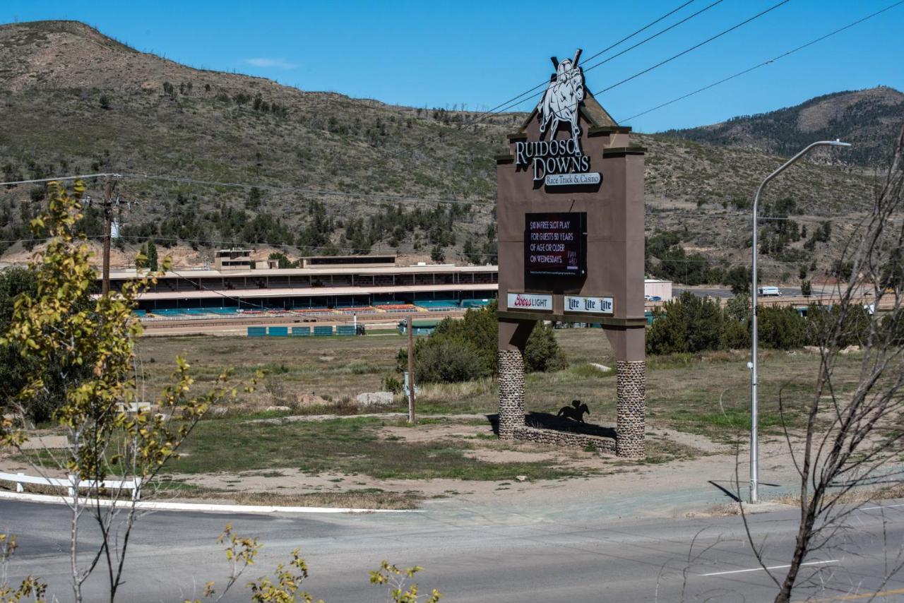 Apache Village 7, Queen Bed, Midtown, Sleeps 2 Ruidoso Zewnętrze zdjęcie